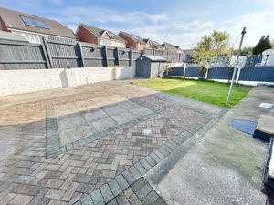 Photo 17- click for photo gallery